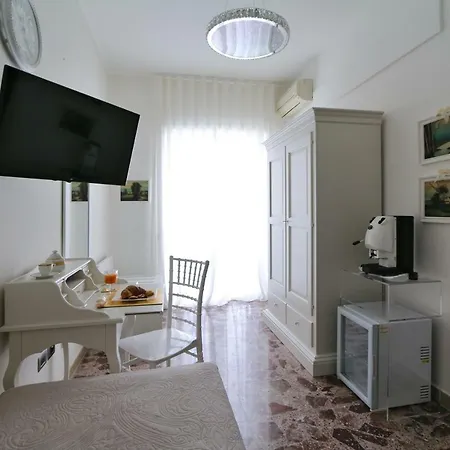 Solidea 4*
