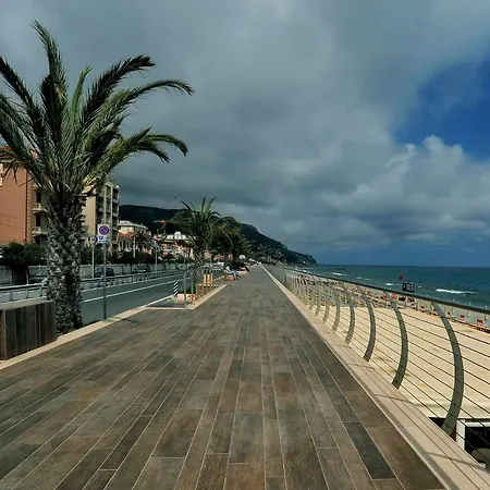 Solidea Panzió 4*